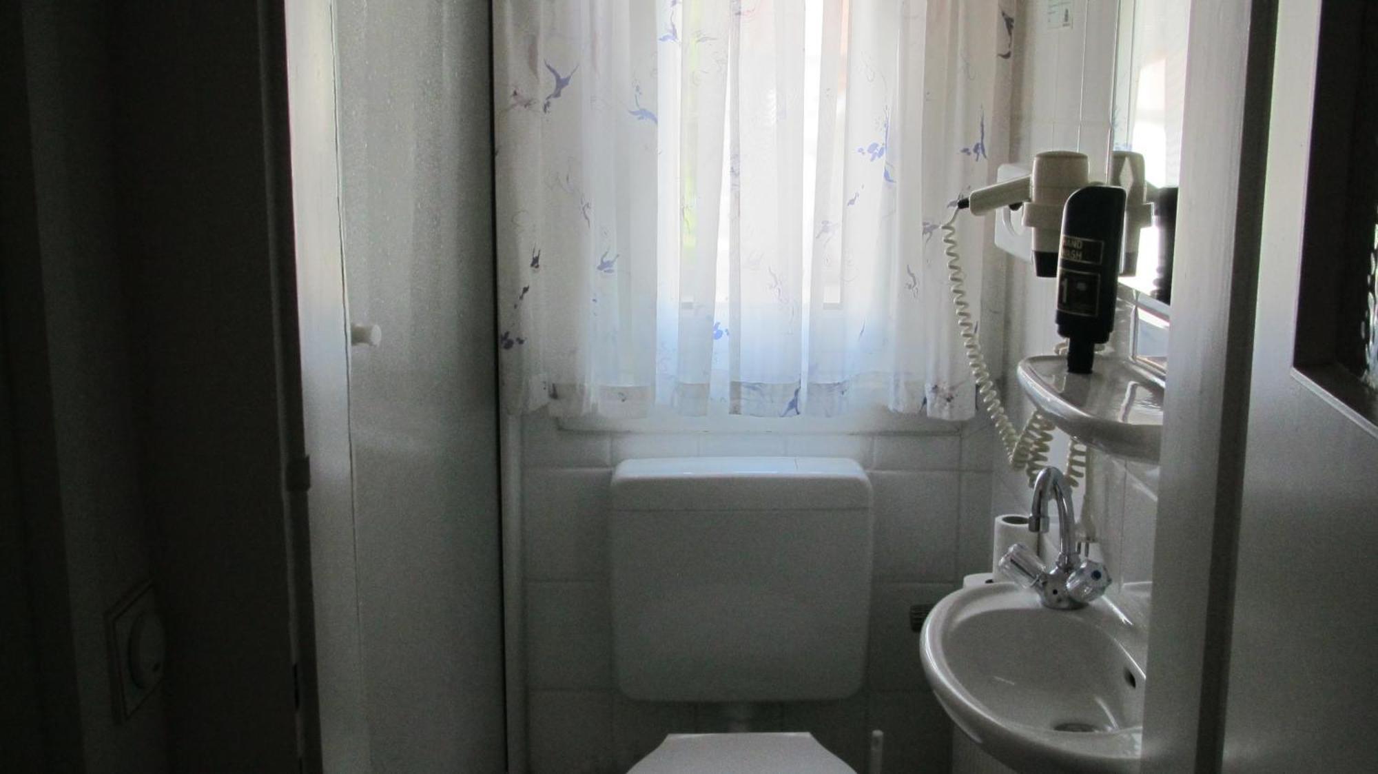 Hotel Alleeschloesschen Bad Wildungen Cameră foto